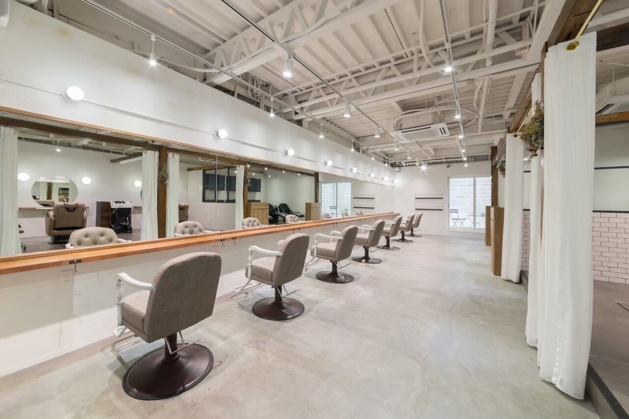 クイーン バイ ノイズ 西院(QUEEN by noism)1