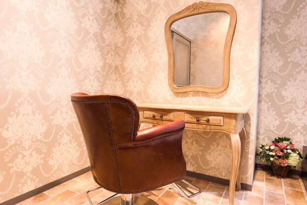 ソワリー 栄(THOiRY)3