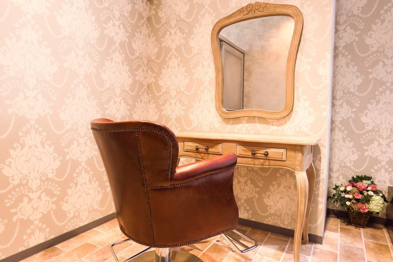 ソワリー 栄(THOiRY)3