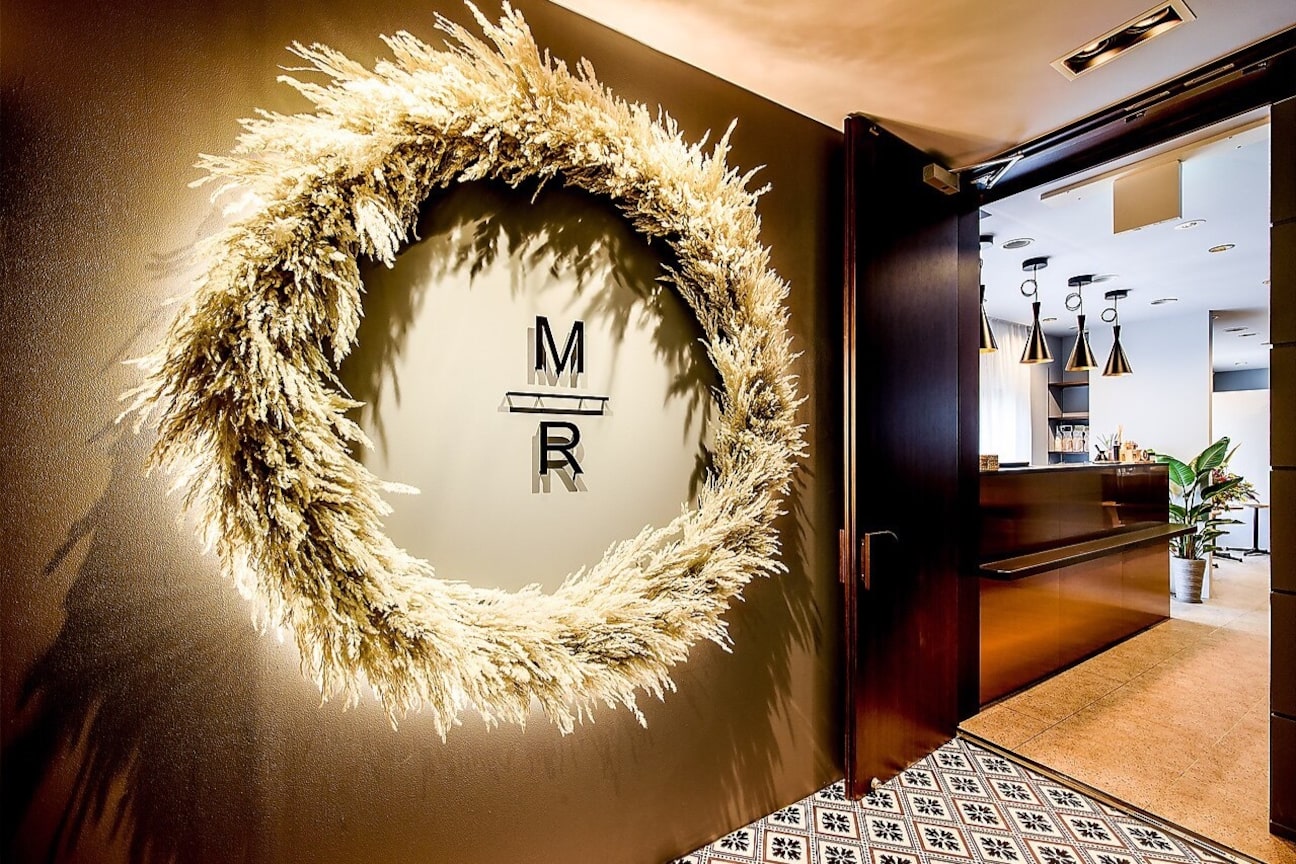 ミラレスカ 栄(MIRA RESCA)1