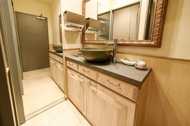 リュドール 栄(Rue D’or)8