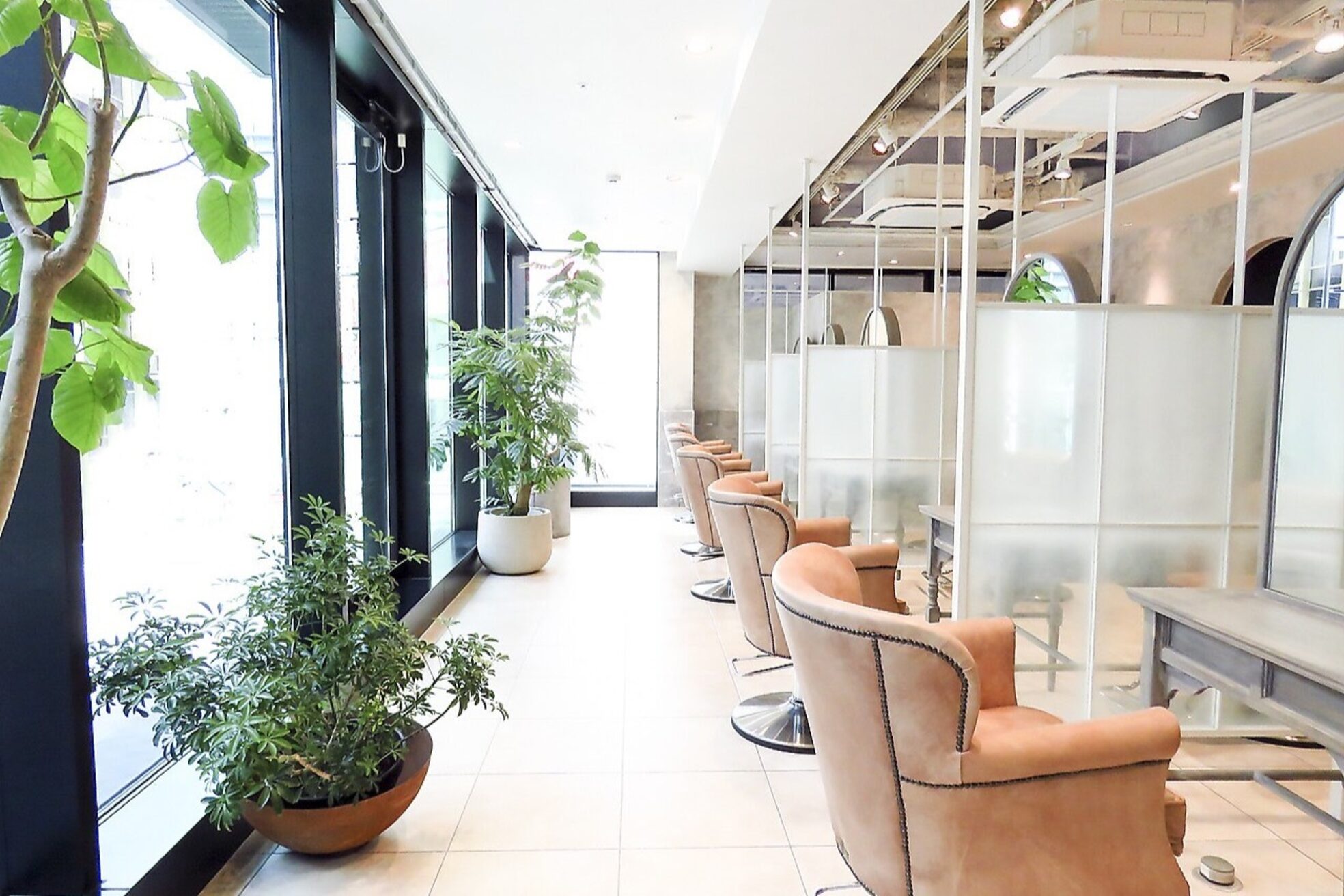 ソワリー 栄(THOiRY)4