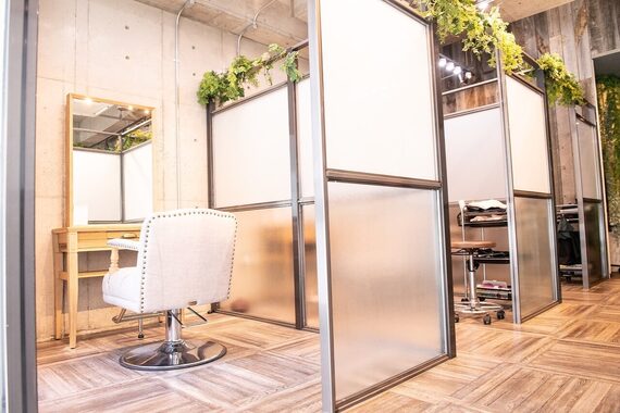 エストリア 栄店(ESTREA)