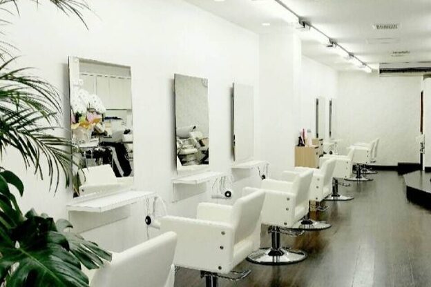 ウーア(Hair Salon UA)3