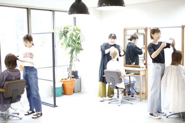 リラ バイ クオーレ(LIRA by CUORE)4