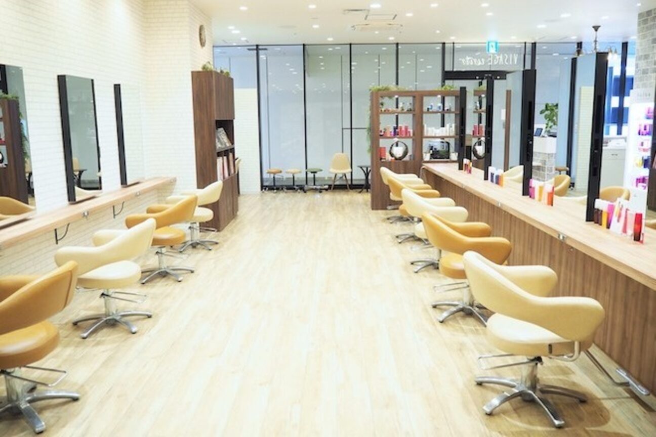 ヴィサージュ ユニール(VISAGE unir)1