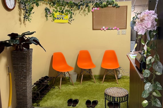 HOT ちょっと ユアエルム 成田店