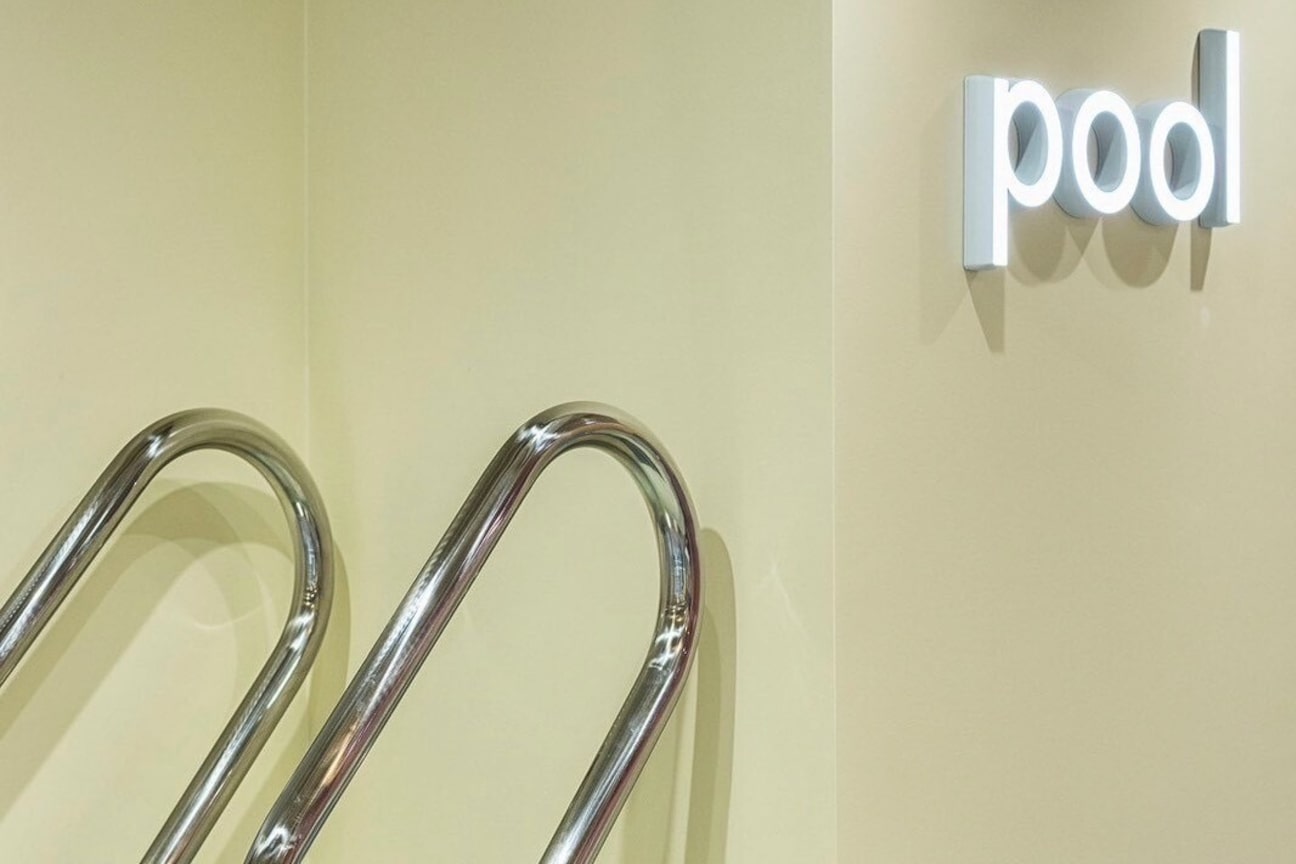 プール 横浜(pool)3