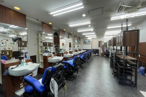 カットワン 武蔵浦和店(cut one)