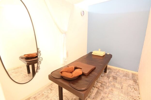 アニュームーン 上本町店(a New Moon)2