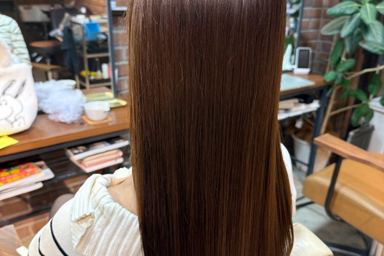 縮毛矯正専門クリニックslutスット渋谷（Ｈａｉｒ　ｓａｌｏｎ　ＰＡＰＥＲＳ）画像1