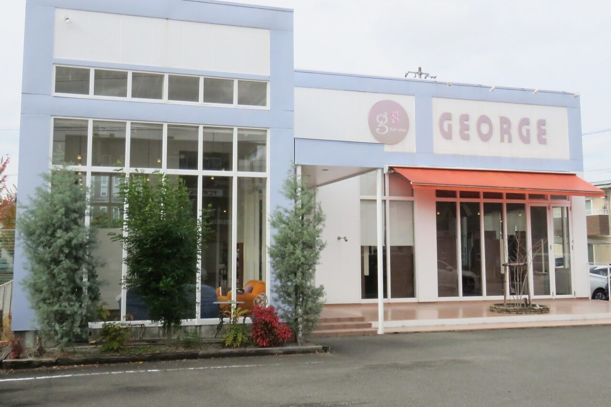 ジョージ 三津浜店4