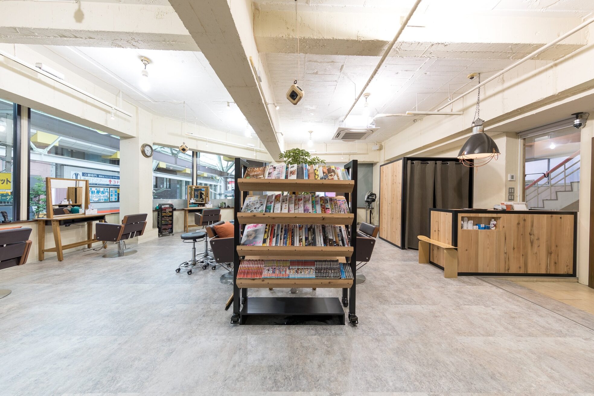 フェイス 赤羽 ネオ(face Akabane neo)4