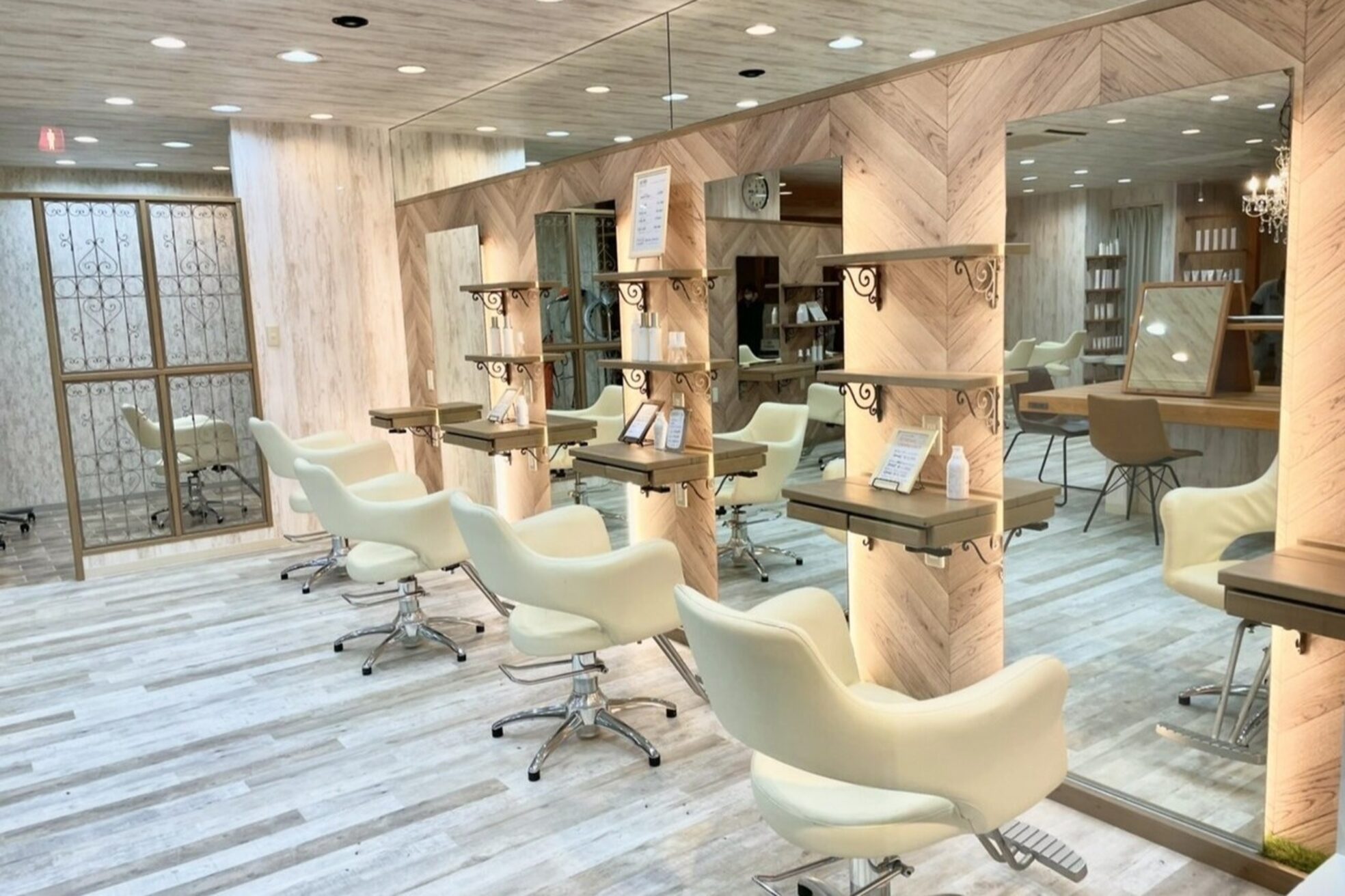 エムロード 深草店1