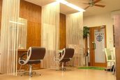 ヘアメイクサロン アース(hair make salon EARTH)