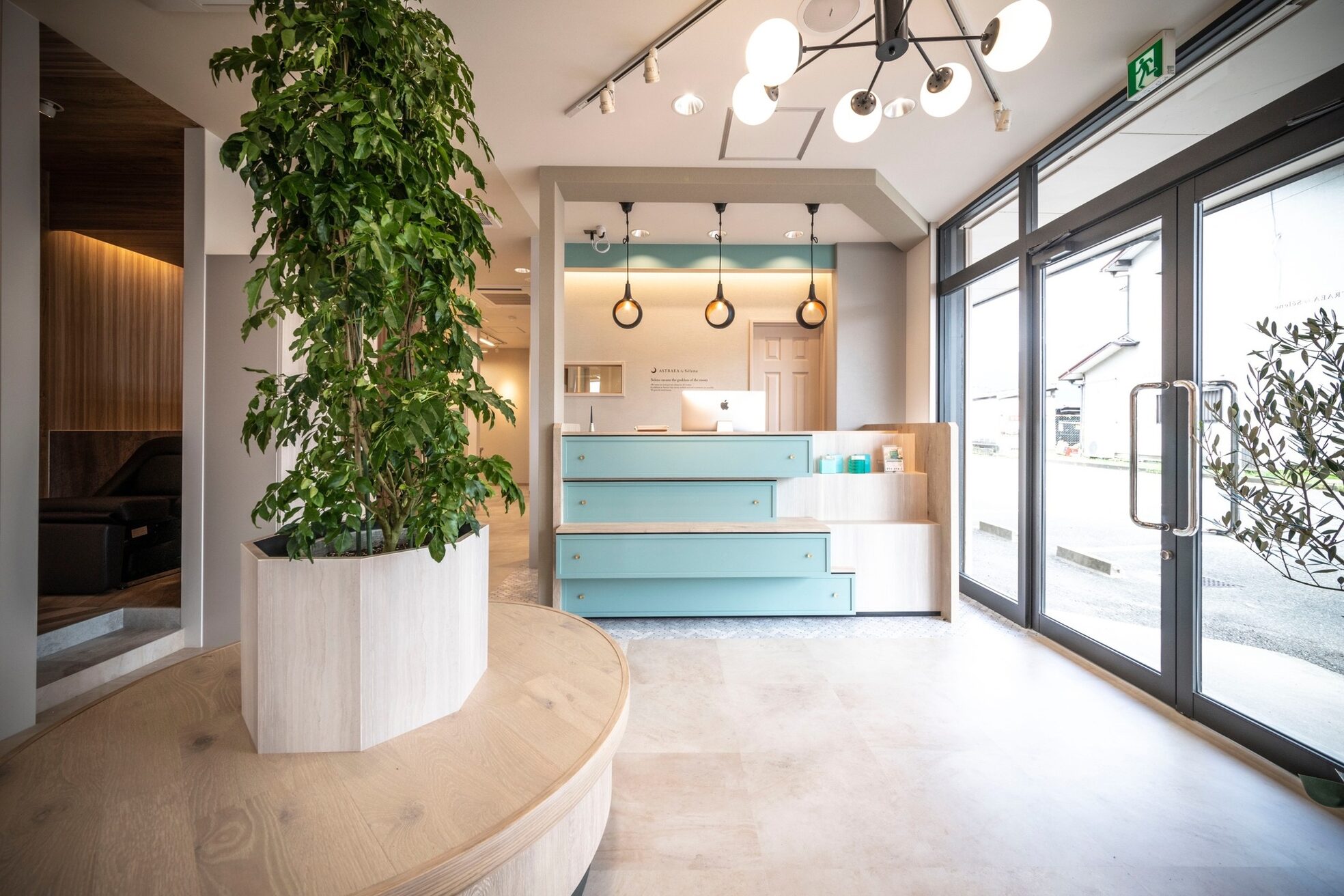 アストレアバイセレーネ(ASTRAEA by Selene)1