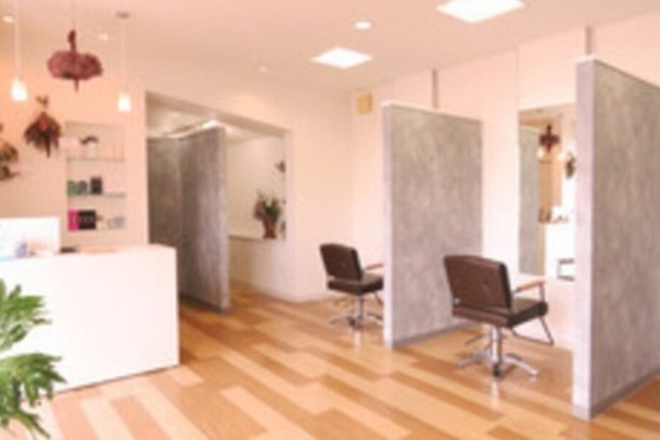 PUENTE infinito（Ｈａｉｒ　ｓａｌｏｎ　ＰＵＥＮＴＥ　ｉｎｆｉｎｉｔｏ）画像1