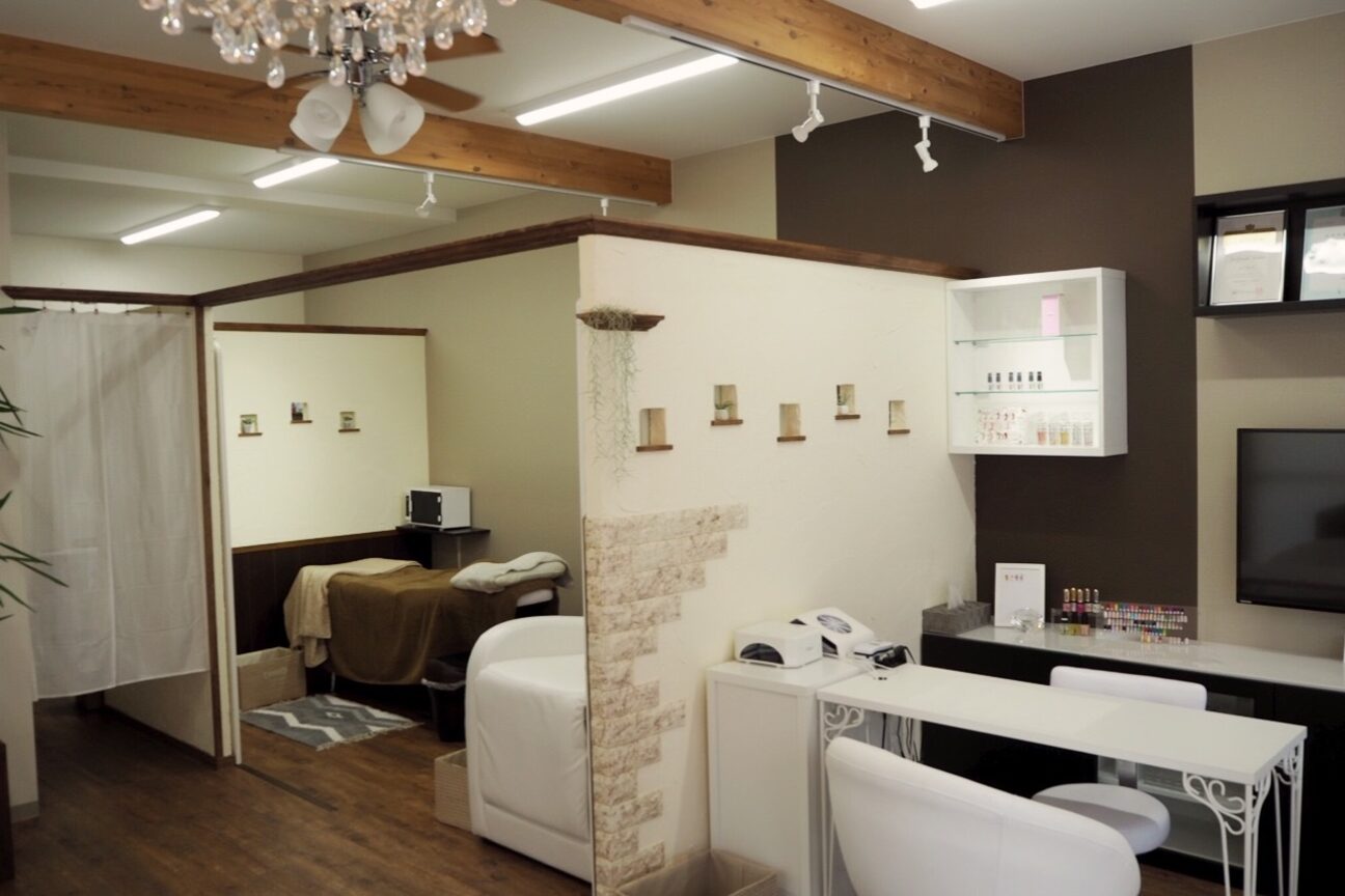 Ｃｈｅｒｉｅ　Ｍｏｎａ画像1