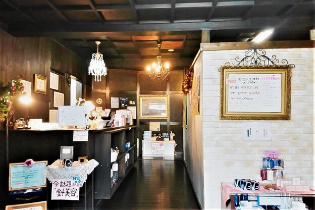 シロカネ 光の森店(SHIROKANE)1