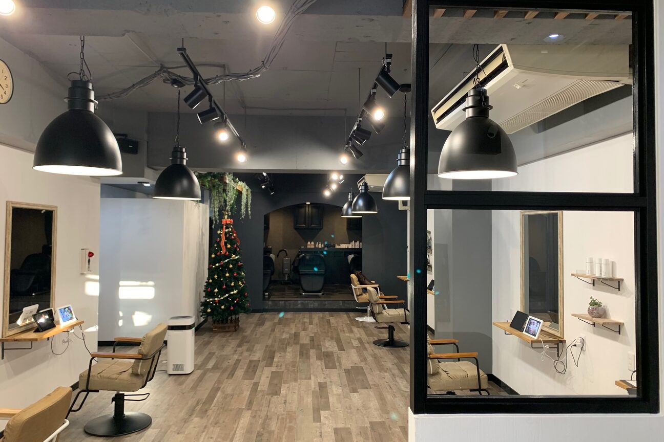 ＷＨ　株式会社画像1