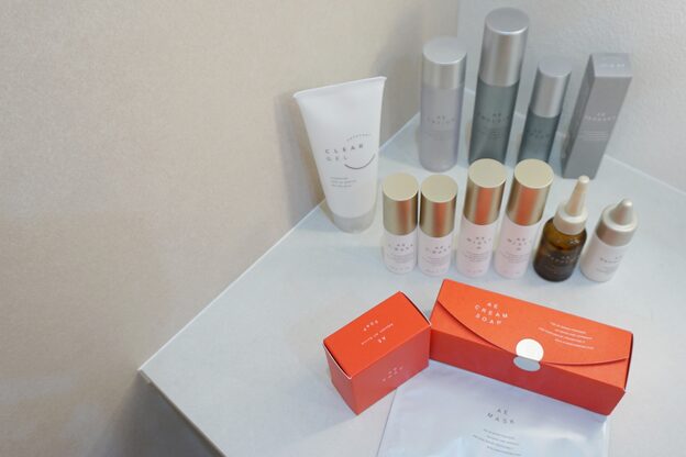 メイクプラスネイル ヴィヴィッド(MAKE+NAIL vivid)10