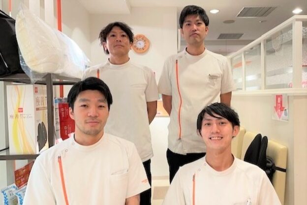 カラダファクトリー 梅田HEPファイブ店1