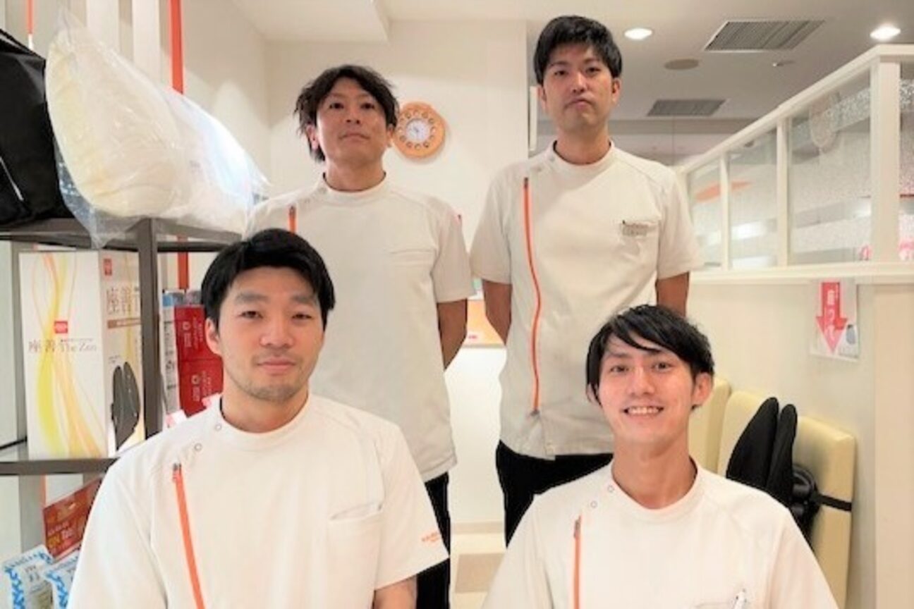 カラダファクトリー 梅田HEPファイブ店1