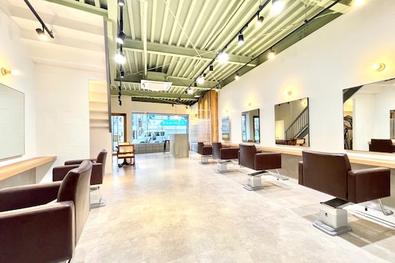 ヘアーズクリッツア(HAIR'S CKRIZIA)