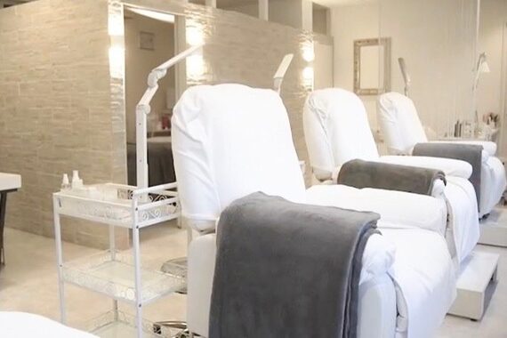 バタフライ 平塚店(Butterfly)