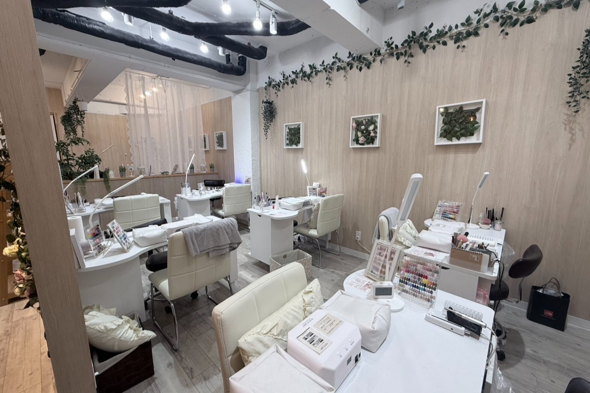 メルナチュールガーデン 大橋駅前店(Mere Nature Garden)1