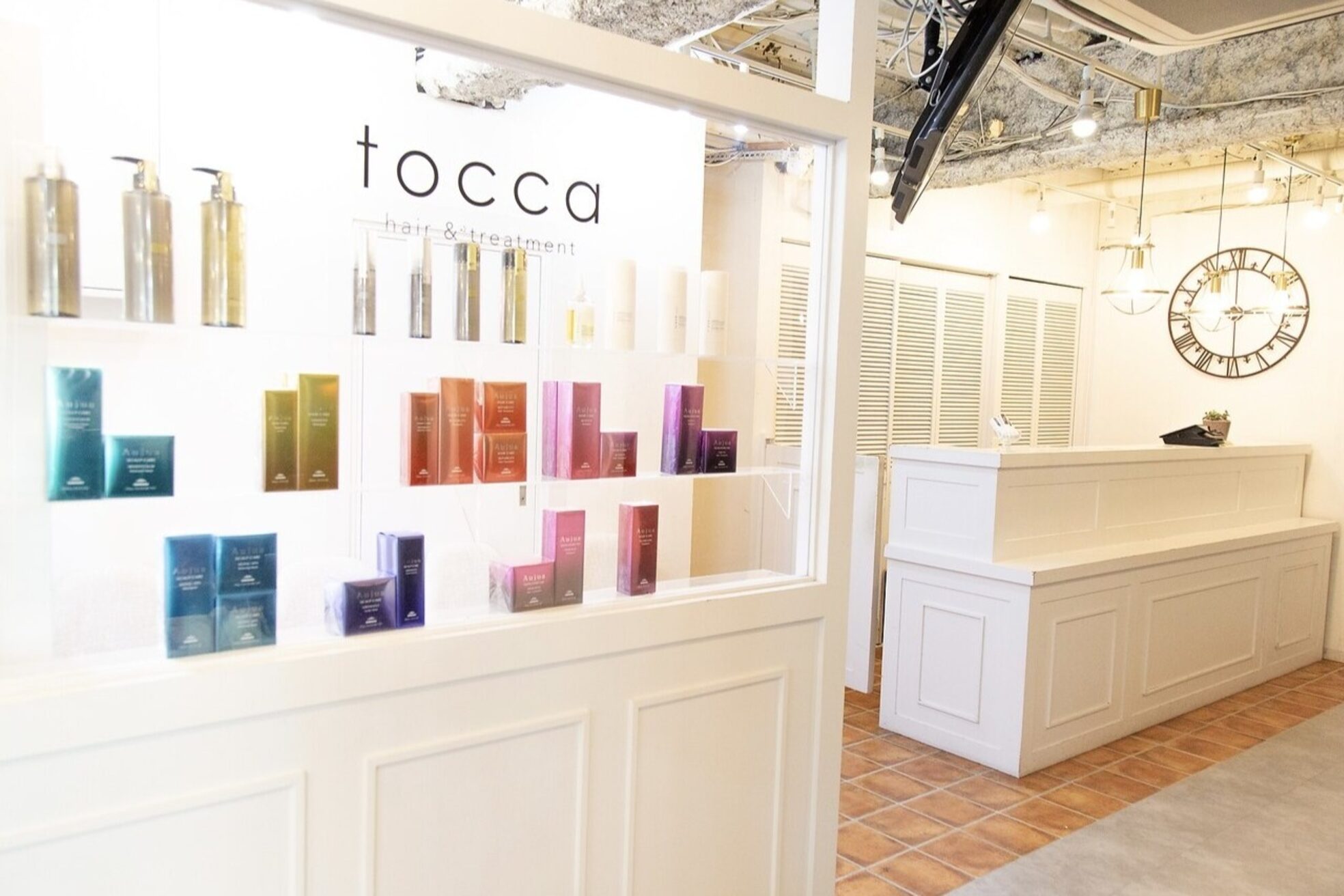 トッカ ヘアアンドトリートメント 難波店1