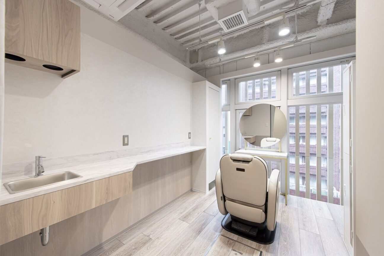 エレノア 新宿西口店(Eleanor)2