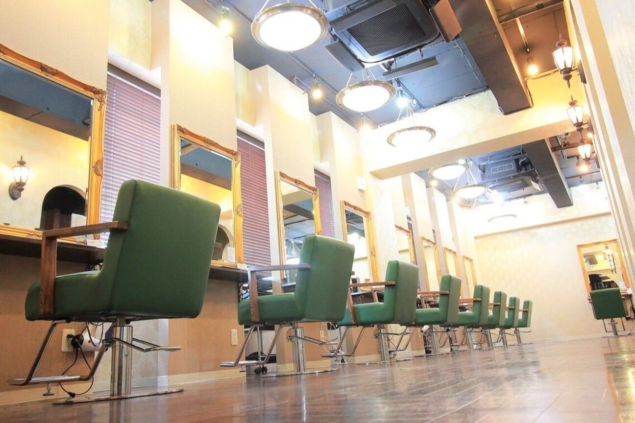 Eleanor（株式会社　ｍｉｒｒｏｒ　ｂａｌｌ）画像1