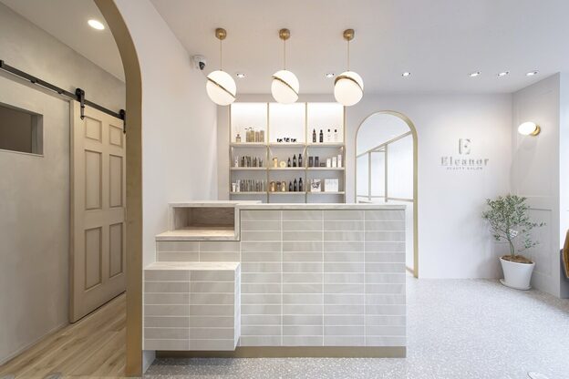 エレノア 梅田店(Eleanor)1