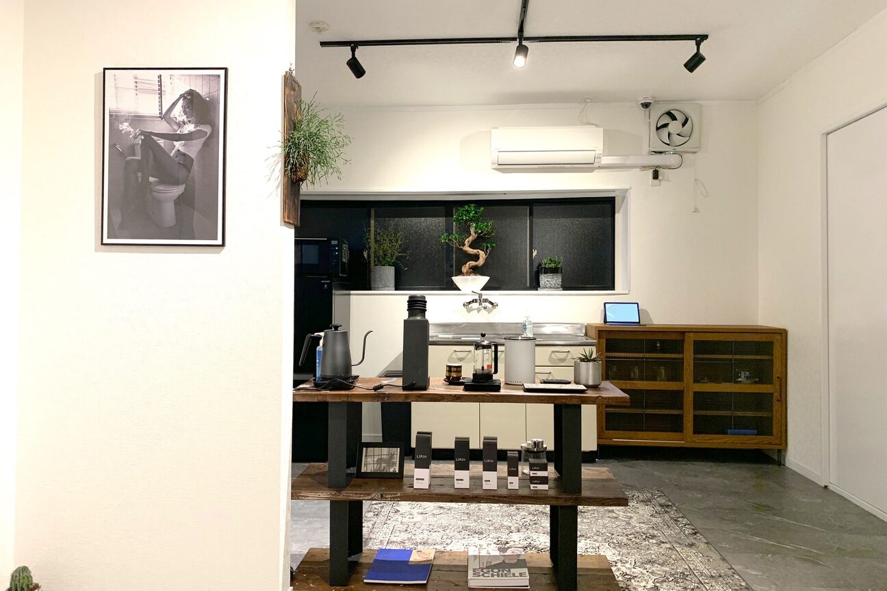 white　time（株式会社　Ｖｅｓｐｅｒ）画像1