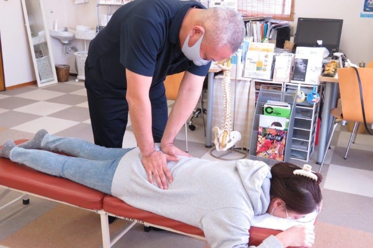 カイロプラクティック ヘルスケアセンター 下山店3