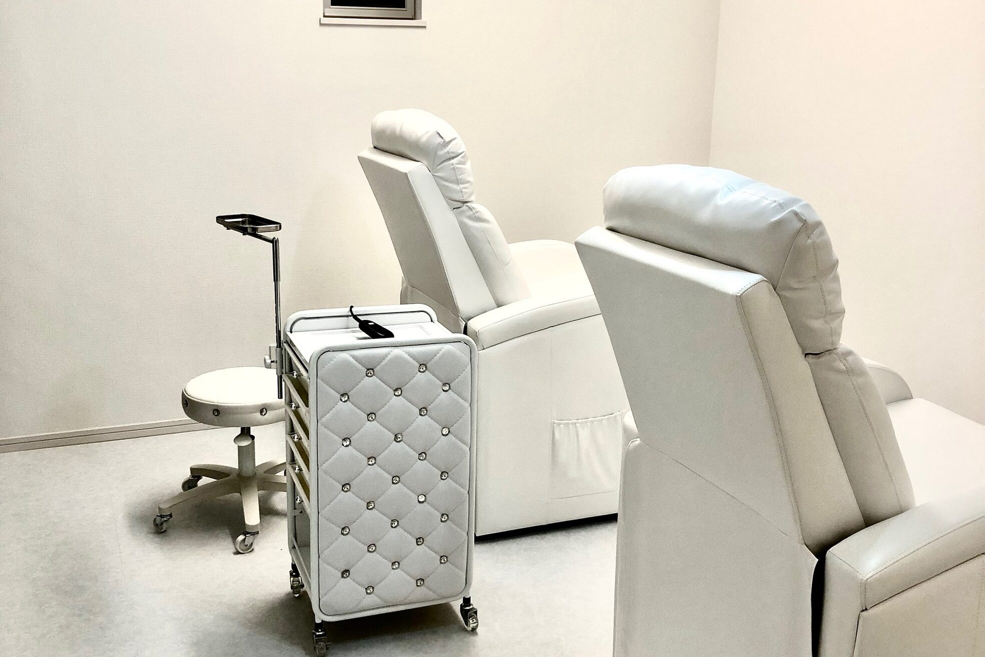 ネオン 西麻布店(NEON)1