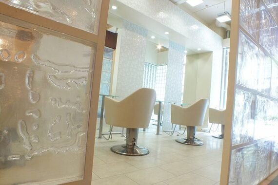 ラグジュアリーサロン グリッター(Luxury salon glitter)