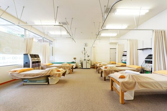 吹田ふくやま整骨院 鍼灸院