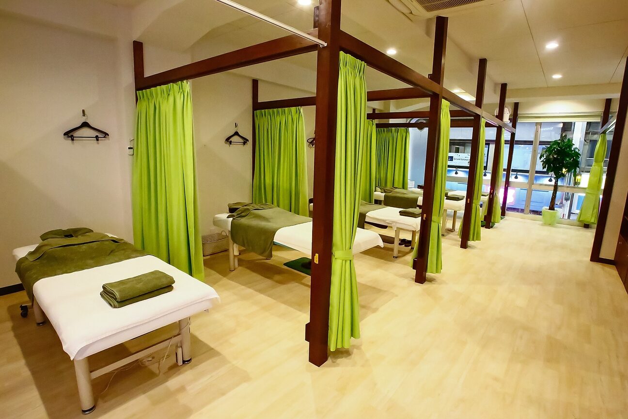 爽快館 神戸元町店(エフ・ケイトレーディング 株式会社)画像1