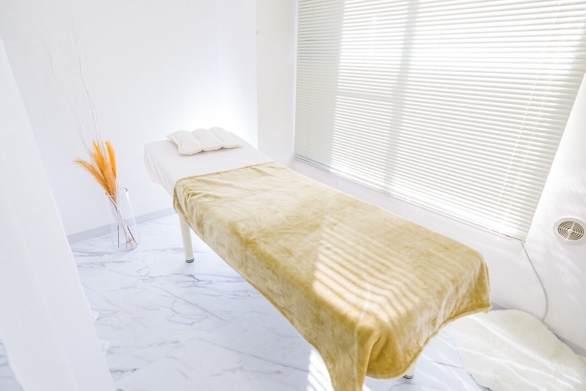 ルチア 八柱店(LUCIA)1