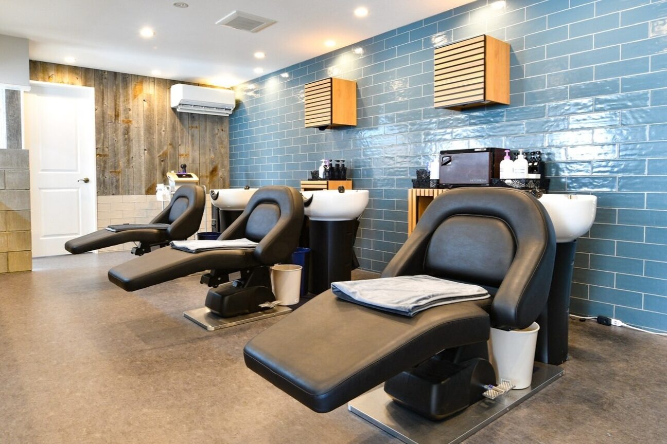 アーサス ヘアー デザイン 新発田店(Ursus hair Design by HEADLIGHT)の求人・転職・採用情報｜ホットペッパー