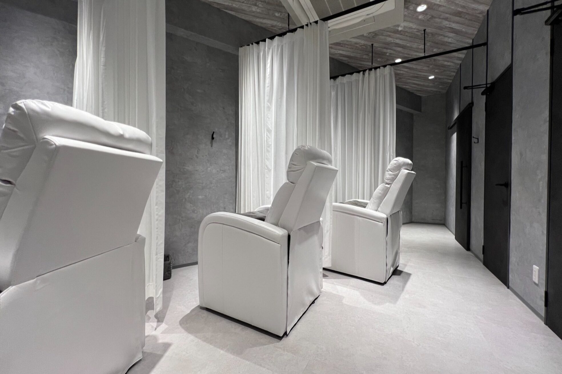 モアナ バイヘッドライト 浦添店(Moana by HEADLIGHT)2