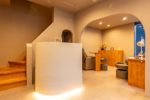 タグシー 和歌山駅前店(#She)