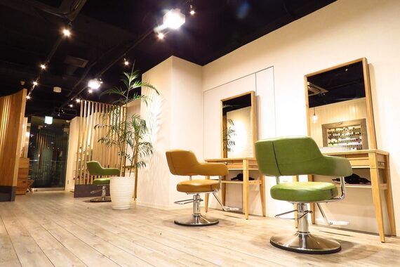 サロン デュ ラグレー(Salon Du Lagray)