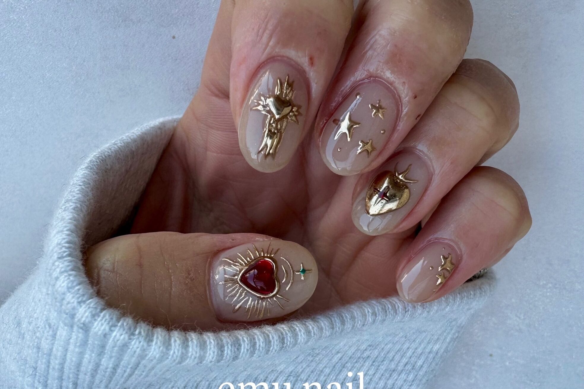 エム ネイル(emu nail)1