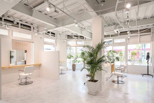 アントワープヘアー 知多半田駅前店(Antwerp hair)1
