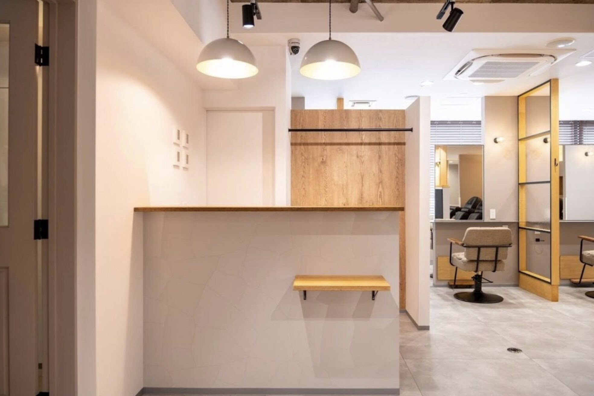 グロウ バイ フェイス(GLOW by face)18