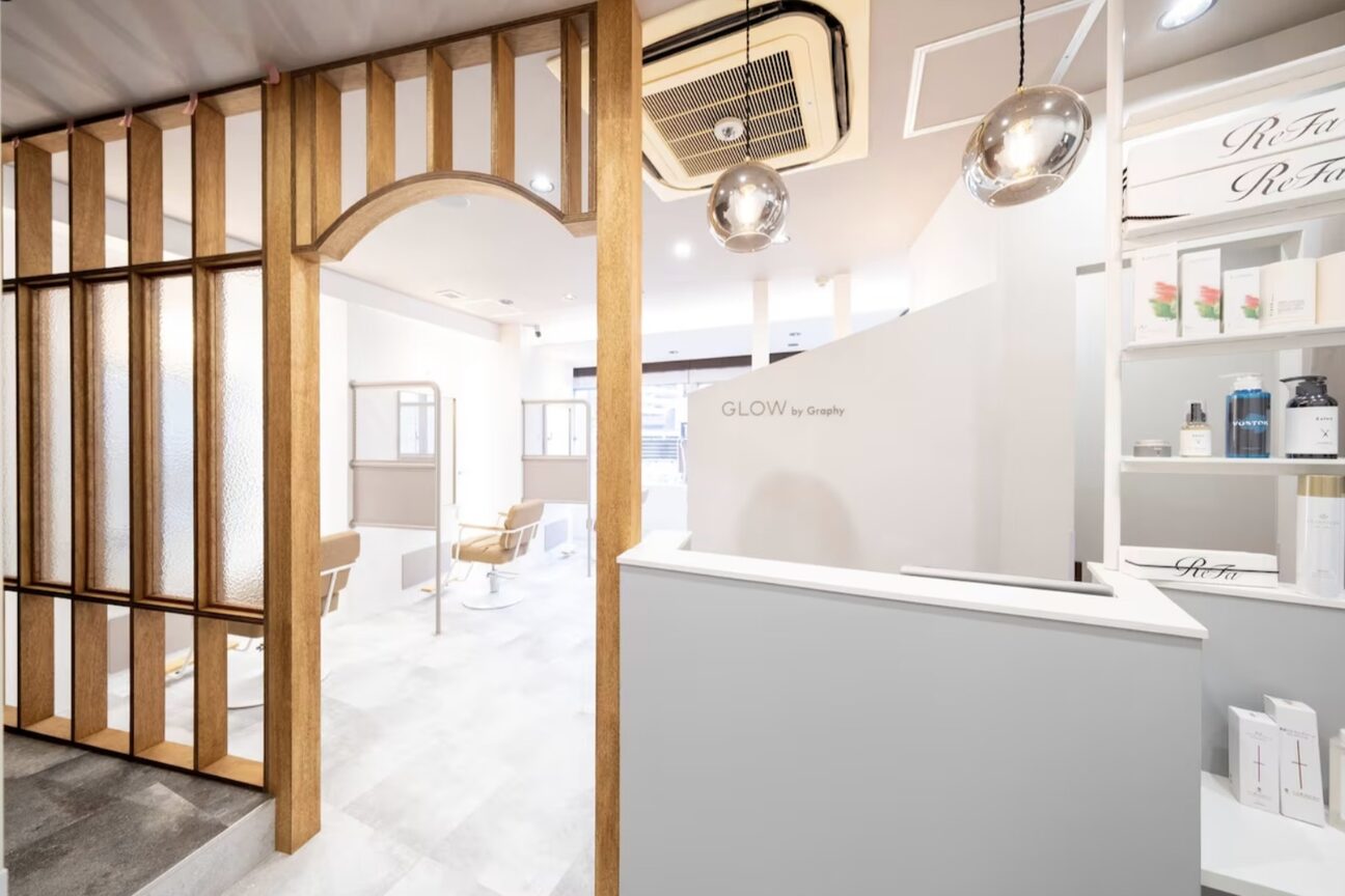 グロウ バイ グラフィー(GLOW by Graphy)4