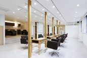 アグ ヘアー ナッツ 秦野店(Agu hair nuts)